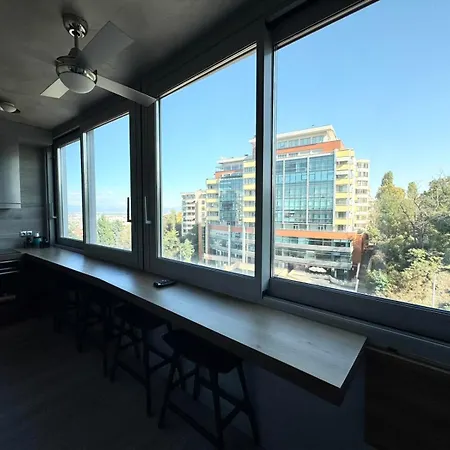 Cozy In Lozenetz Apartamento Sofía